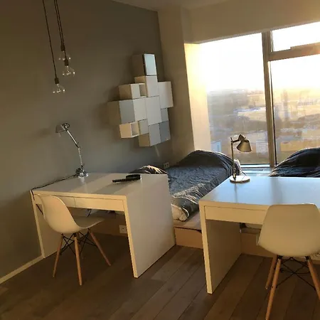 Vantage Point Sky Tower Apartment