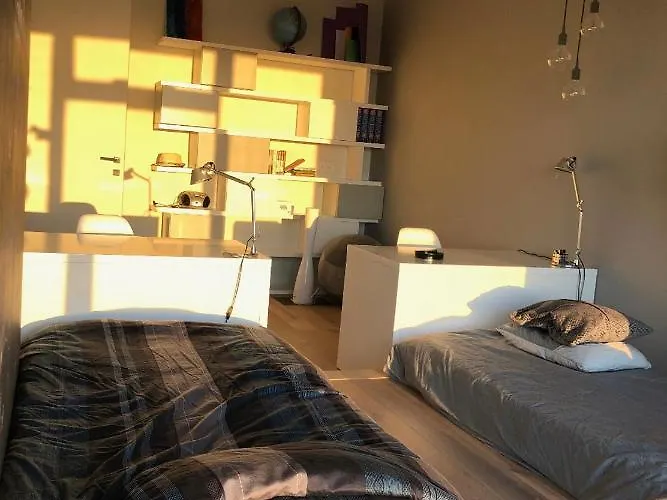 Vantage Point Sky Tower Apartament *