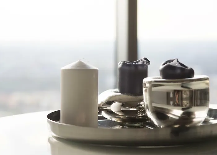 Vantage Point Sky Tower Apartament *